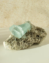 Load image into Gallery viewer, Aquamarine on Muscovite 7
