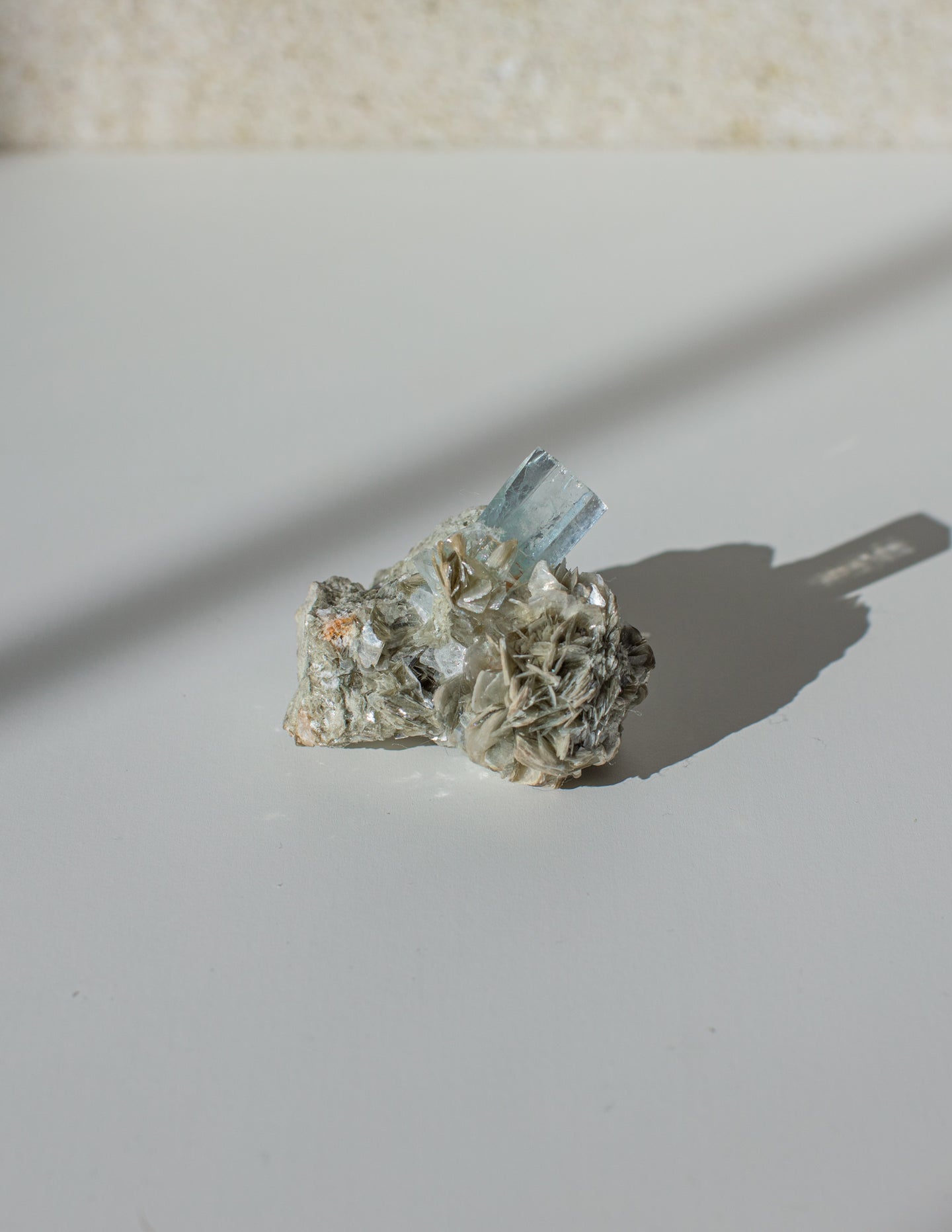 Aquamarine on Muscovite 9