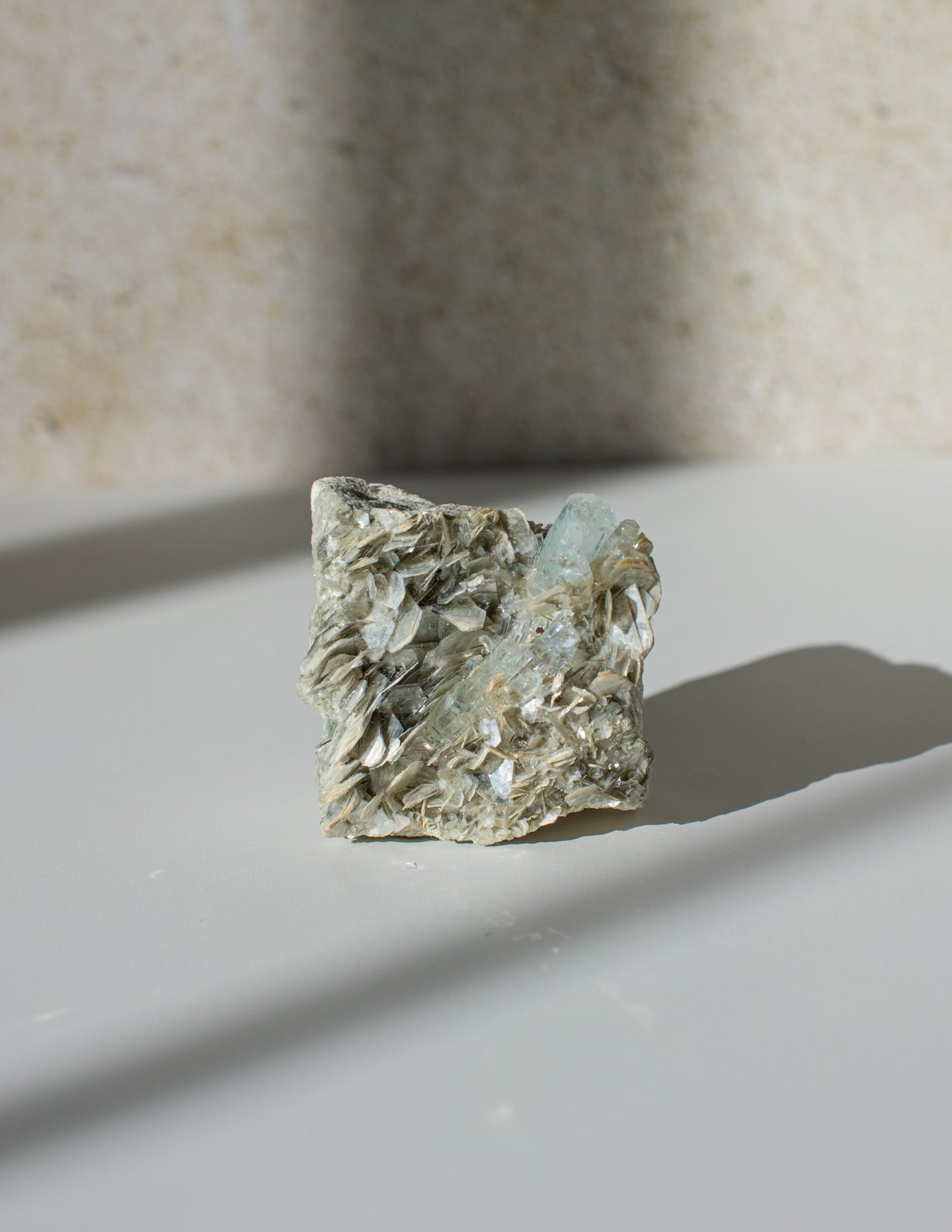 Aquamarine on Muscovite 10